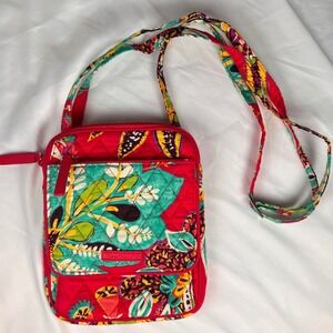 Vera Bradley Rumba Quilted Mini Hipster Crossbody Travel Bag Red Floral